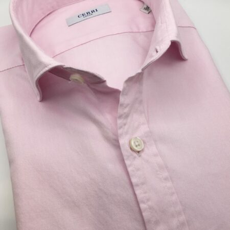 camicia rosa tenue in puro cotone delavè