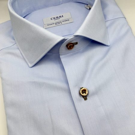 camicia celste twill in puro cotone doppio ritorto asole e bottone color cammello